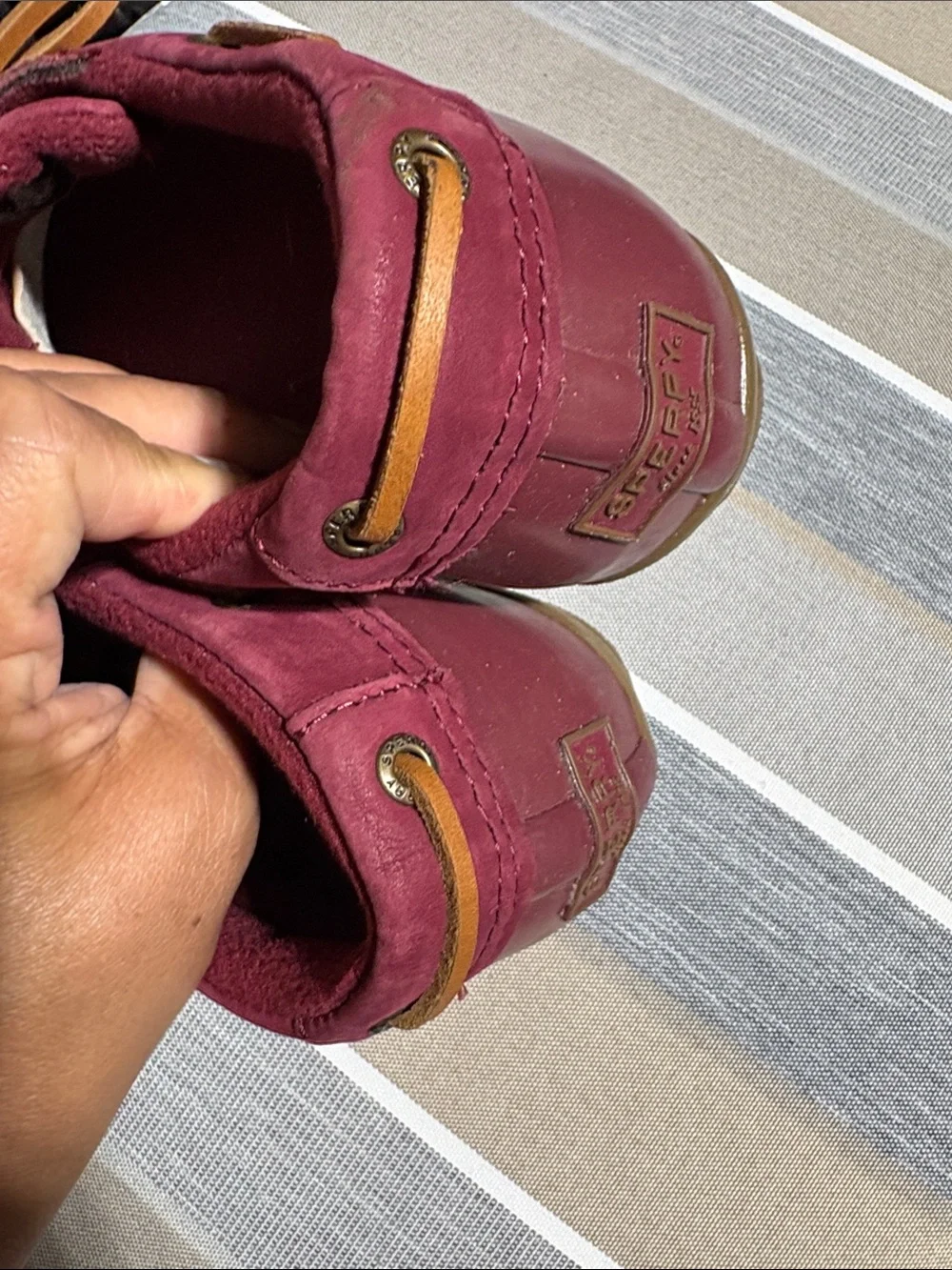 Sperry Women's Maroon Lace-Up Duck Boots with Tan Laces